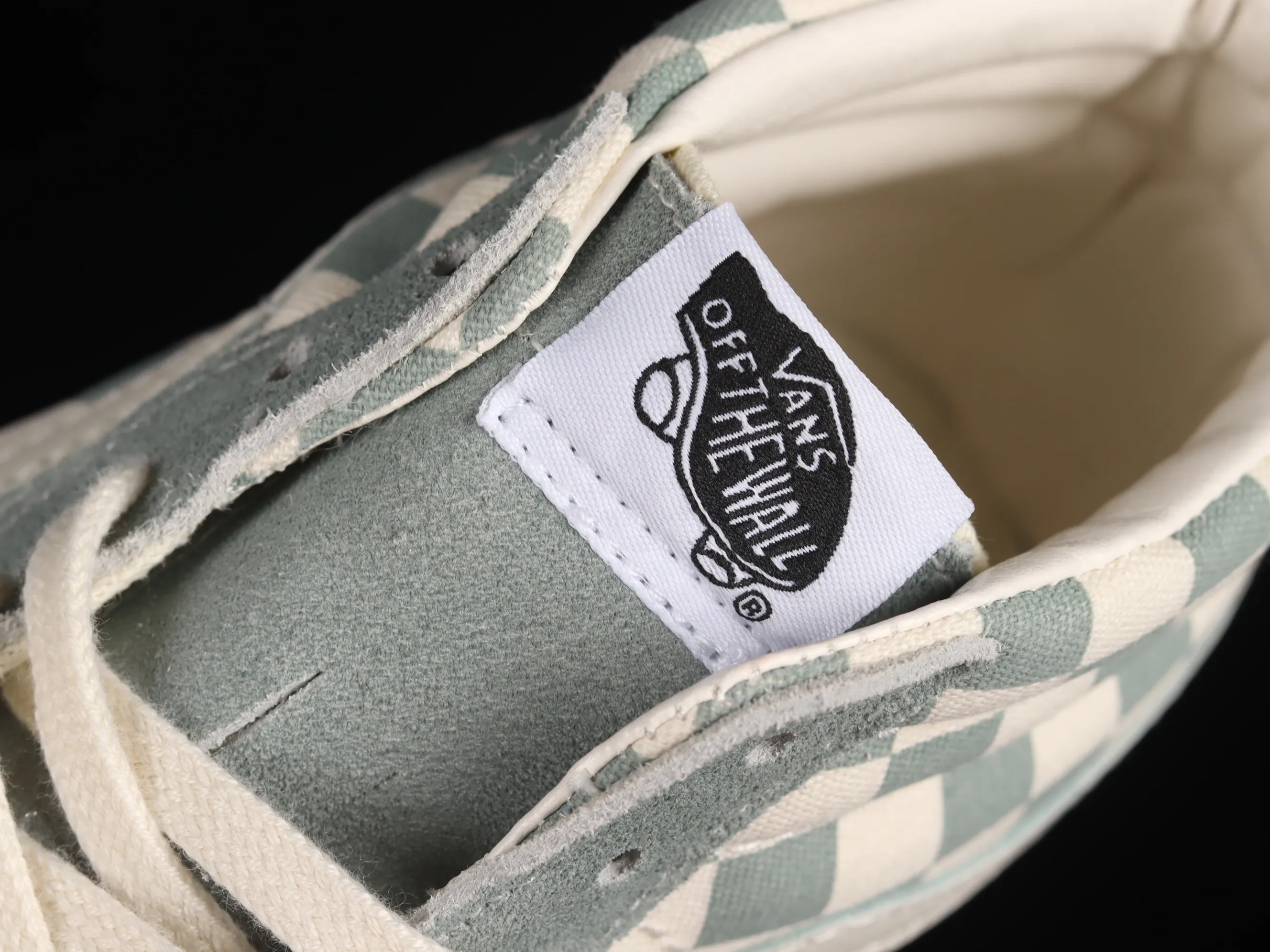 All categories Vans Vans series Vans Mid Vans China Vans SK8-Mid Vans milk green checkerboard classic mid-top skateboard shoes VN0A391FOQL